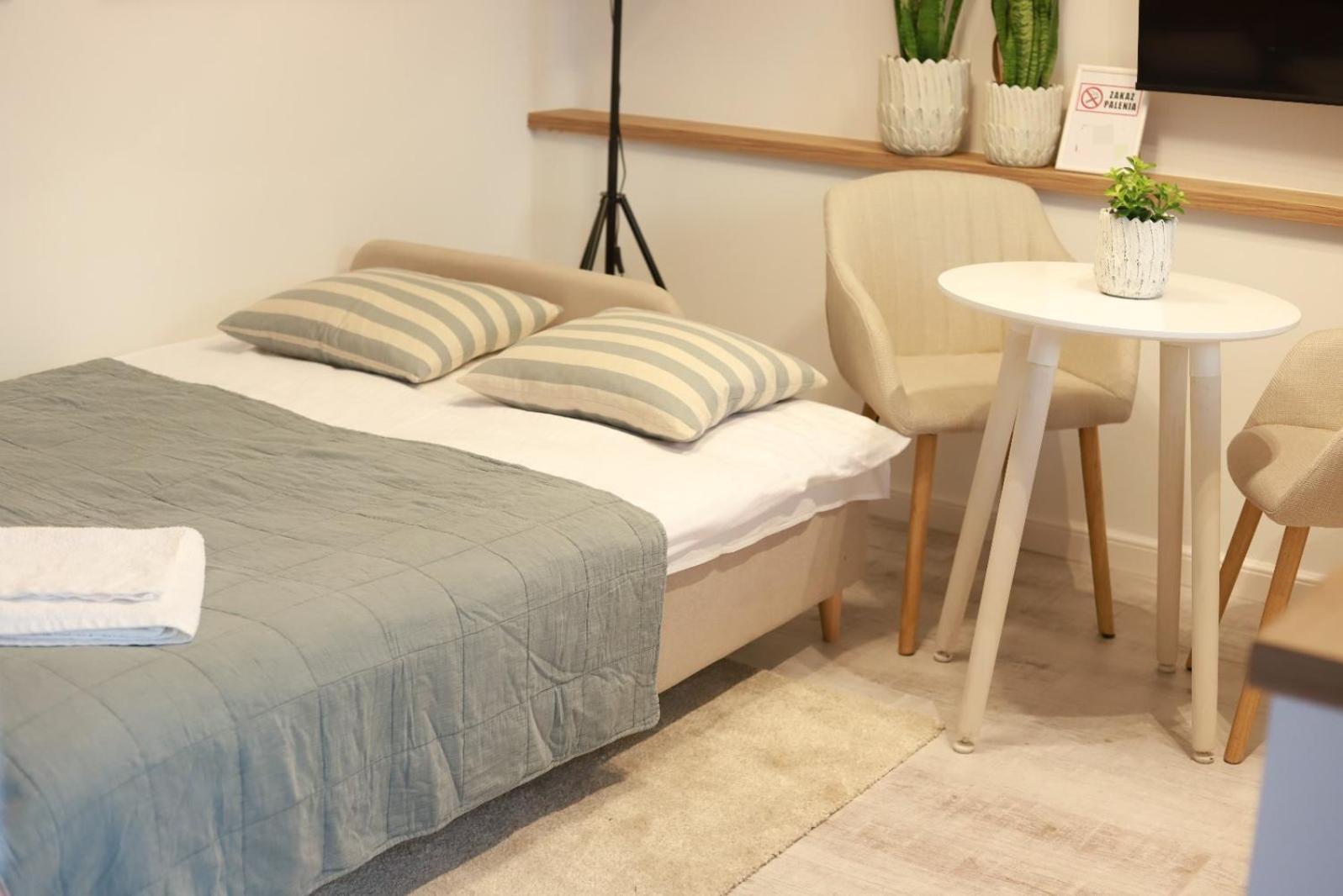 2 Apartament Mietowy Rumianek Lwowek Esterno foto